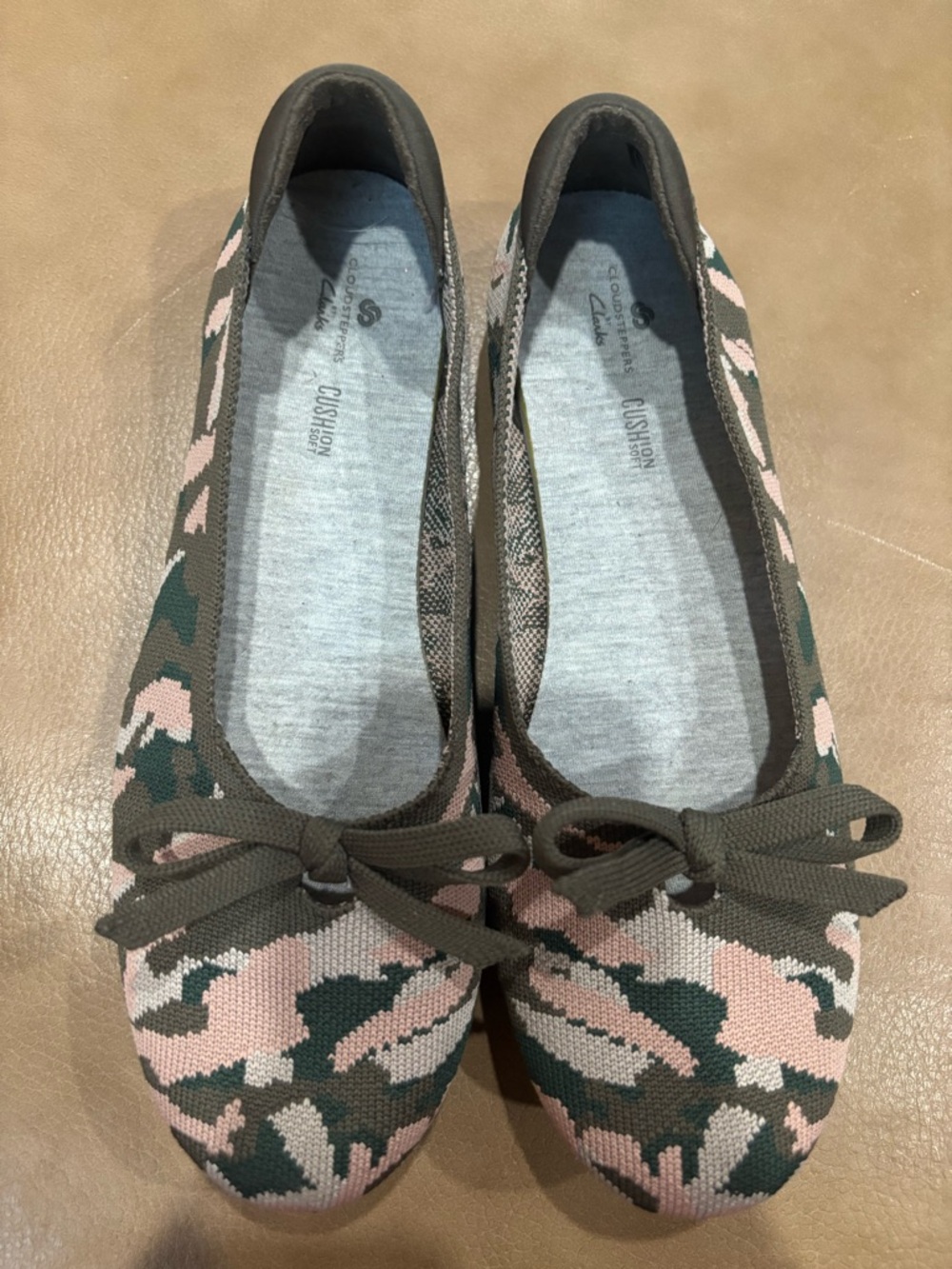 Cloudsteppers by Clarks Pink and Olive Camouflage Knit Ballet comfy Flats - Picture 2 of 6